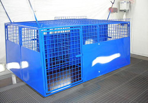 Hundeboxen Neulackierung in Wunschfarbe